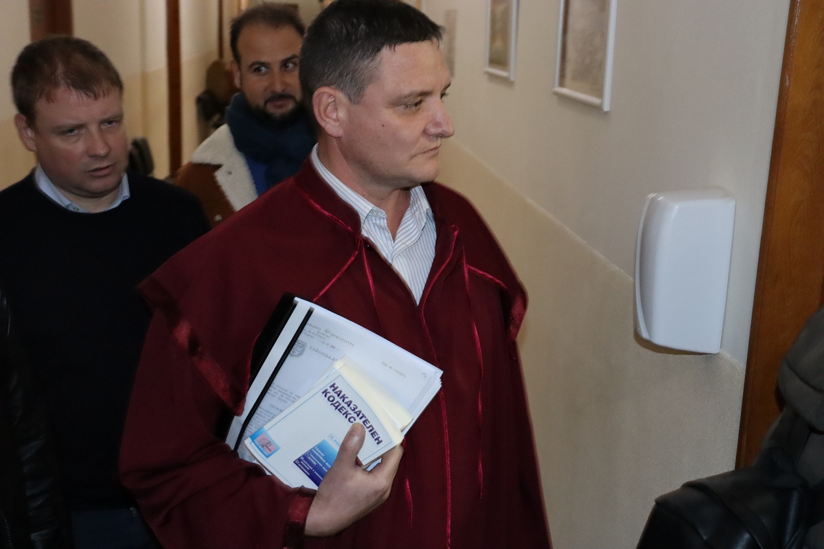 Стреляли по Иван Чонтов без предупреждение, той се изплашил